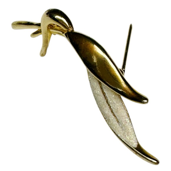 MCM Gold Textured Leaf Brooch - Picture 3 of 7